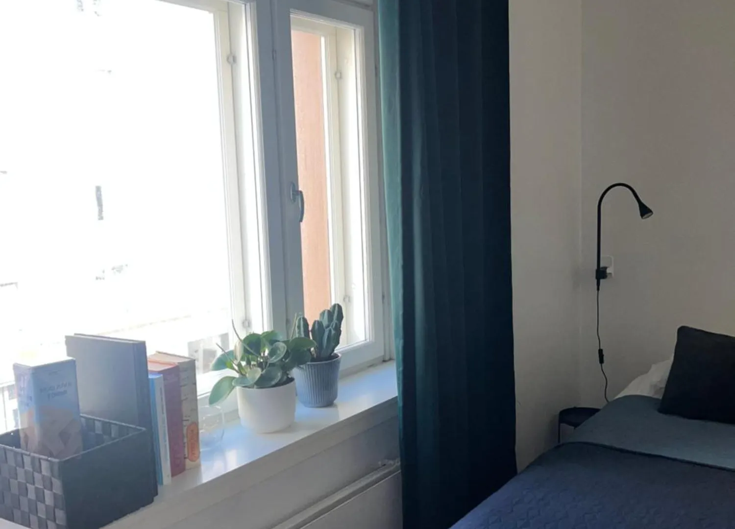 Modern Equipped Studio In Vibrant Kallio, Near Transit & Dining Spots Helsinki Finland